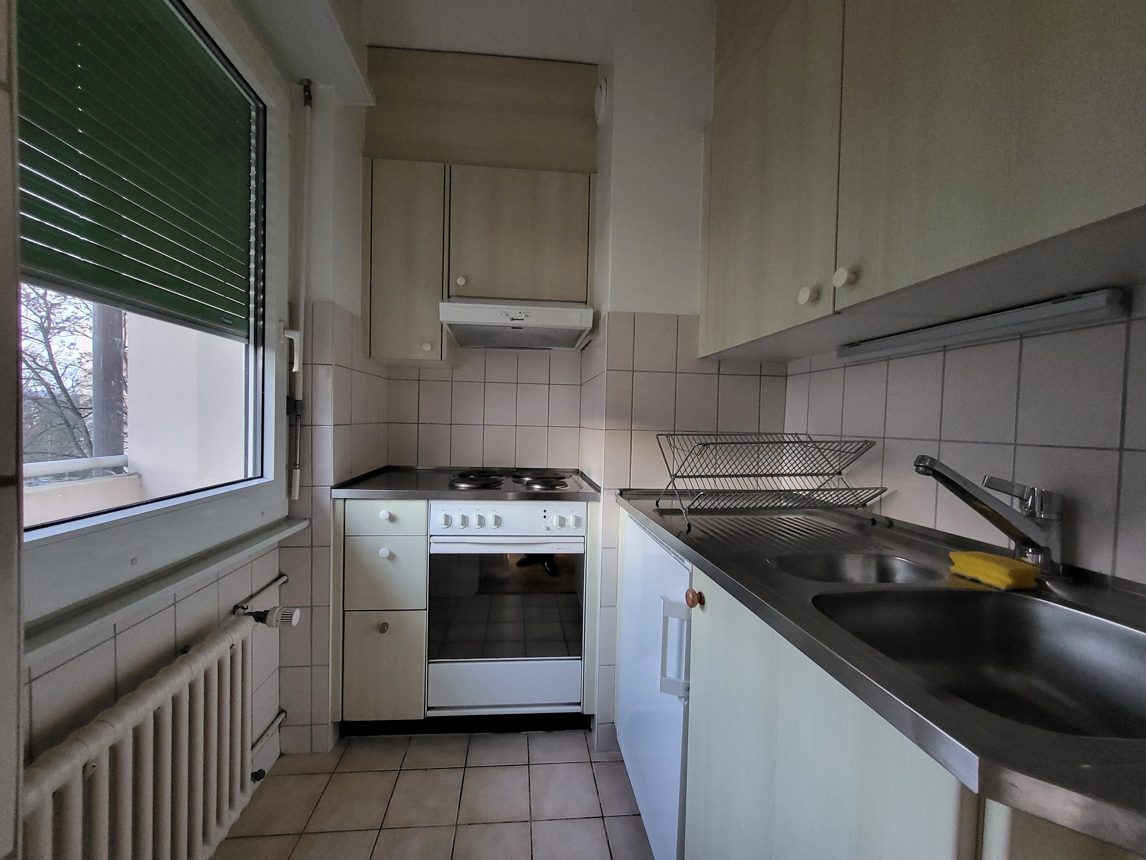 Image of the apartment's kitchen