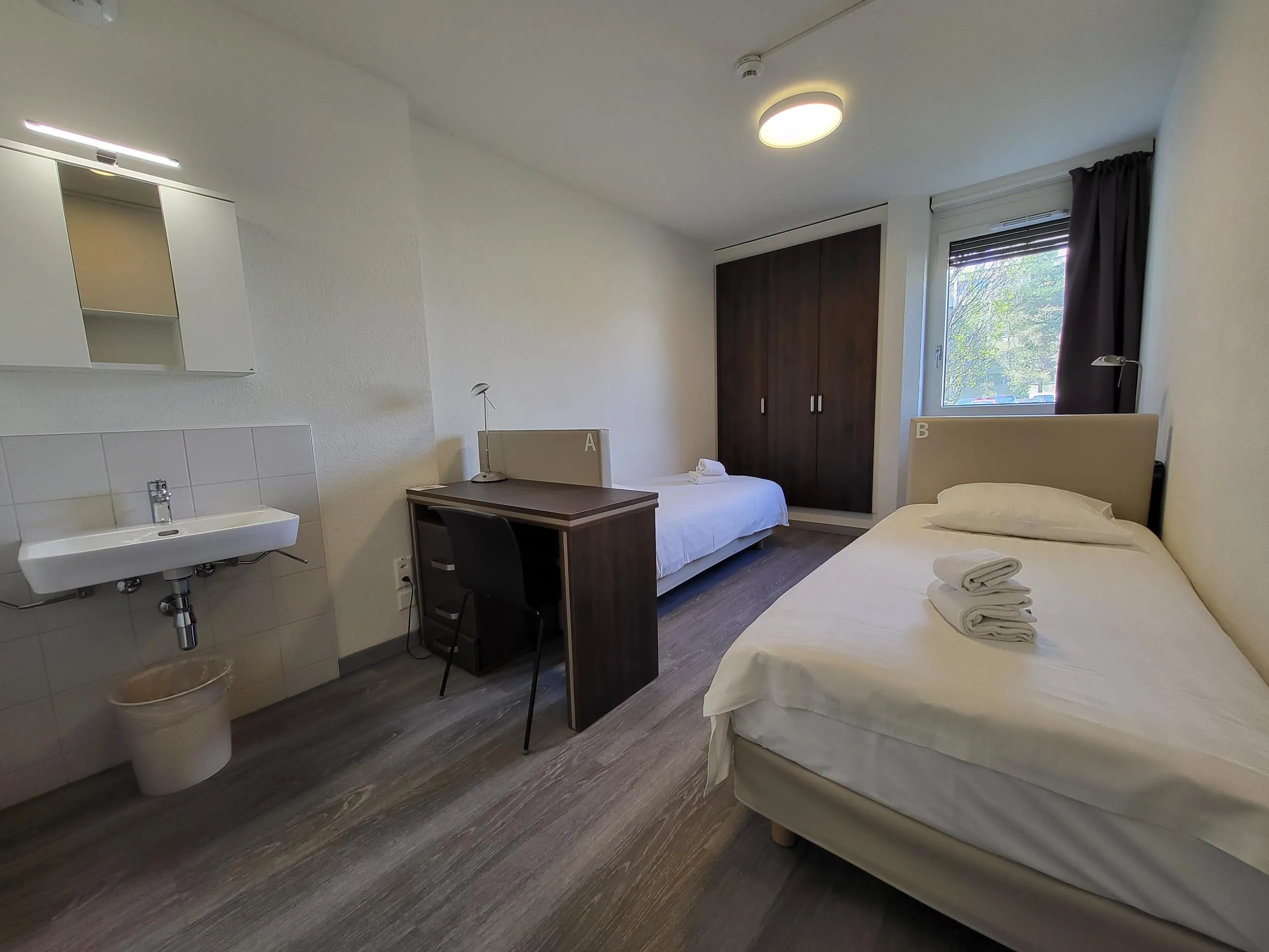 Shared bedroom in B38